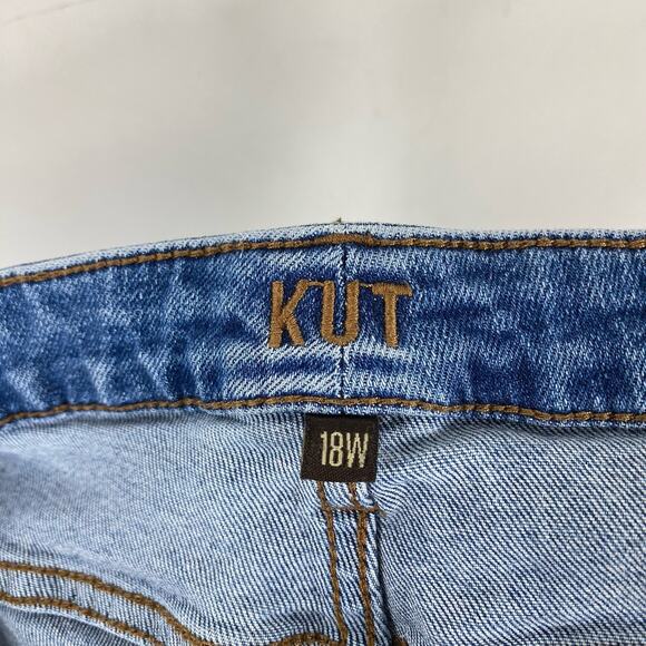 Kut From The Kloth Size 18 Distressed 5-Pocket Ankle Jeans Blue Medium Wash - Picture 3 of 4